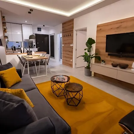 Family Resort Subotica Apartments Екстериор снимка