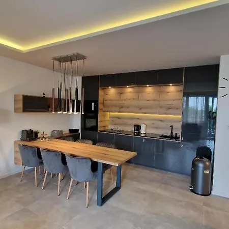 Family Resort Subotica Apartments Екстериор снимка